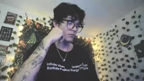 Snapshot of skiny_dann chatting on May 2026 03:48:01 AM skiny_dann online show from May 2026 03:48:01 AM