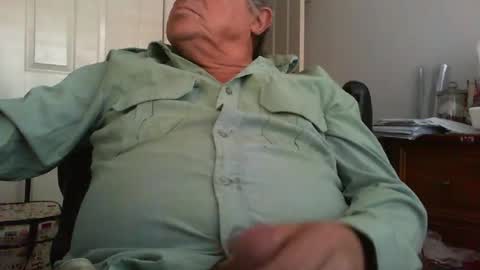 Snapshot of skipper1970 chatting on July 2026 05:44:01 AM Skipper1970 online show from July 2026 05:44:01 AM