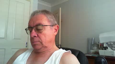 Snapshot of skipper1970 chatting on July 2026 05:21:02 AM Skipper1970 online show from July 2026 05:21:02 AM