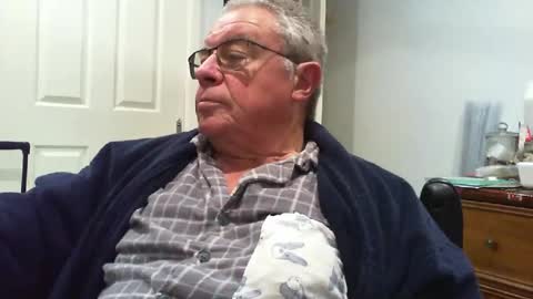 Snapshot of skipper1970 chatting on July 2026 09:19:02 AM Skipper1970 online show from July 2026 09:19:02 AM