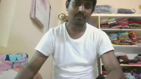 Snapshot of sklavepappu143 chatting on November 2025 06:23:01 AM Indianslut1431 online show from November 2025 06:23:01 AM