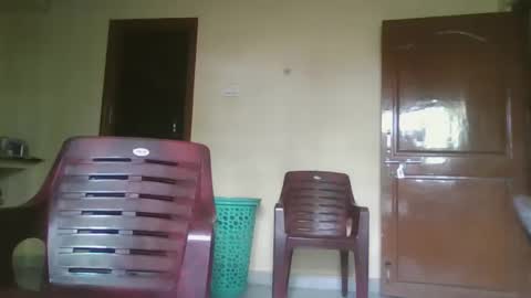 Snapshot of sklavepappu143 chatting on November 2025 05:52:01 AM Indianslut1431 online show from November 2025 05:52:01 AM