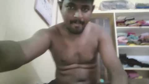 Snapshot of sklavepappu143 chatting on November 2025 06:41:02 AM Indianslut1431 online show from November 2025 06:41:02 AM