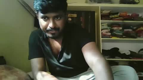 Snapshot of sklavepappu143 chatting on November 2025 09:20:02 AM Indianslut1431 online show from November 2025 09:20:02 AM