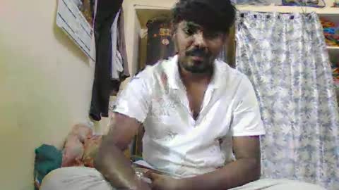 Snapshot of sklavepappu143 chatting on January 2026 08:28:02 AM Indianslut1431 online show from January 2026 08:28:02 AM