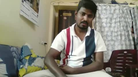 Snapshot of sklavepappu143 chatting on February 2026 08:18:01 AM Indianslut1431 online show from February 2026 08:18:01 AM