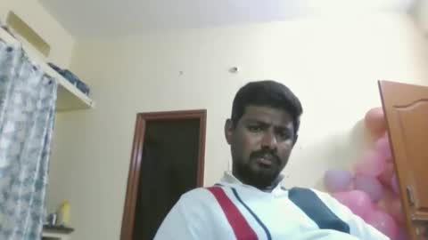 Snapshot of sklavepappu143 chatting on February 2026 11:38:02 AM Indianslut1431 online show from February 2026 11:38:02 AM