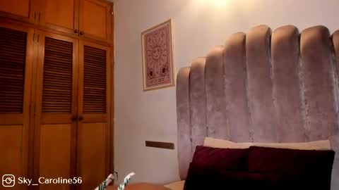 Snapshot of sky_caroline chatting on May 2026 09:22:01 PM Sky Caroline online show from May 2026 09:22:01 PM