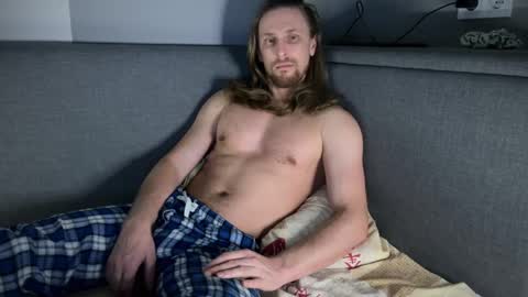 Snapshot of sky_guy25 chatting on November 2025 09:25:02 PM sky_guy25 online show from November 2025 09:25:02 PM