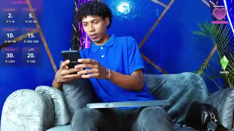 Snapshot of sky_walkerss chatting on April 2026 05:12:02 PM sky_walkerss online show from April 2026 05:12:02 PM