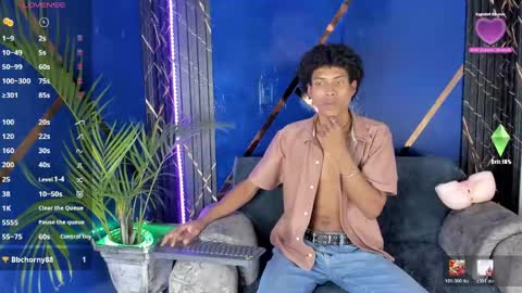 Snapshot of sky_walkerss chatting on May 2026 06:14:01 PM sky_walkerss online show from May 2026 06:14:01 PM