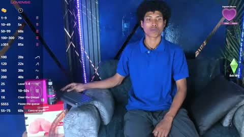 Snapshot of sky_walkerss chatting on June 2026 05:47:02 PM sky_walkerss online show from June 2026 05:47:02 PM