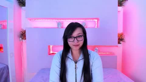 Snapshot of skye_bluee_ chatting on October 2025 03:29:01 AM skye_bluee_ online show from October 2025 03:29:01 AM