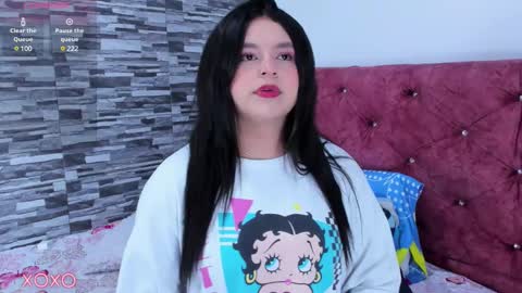 Snapshot of skyhotgirl chatting on February 2025 07:09:01 PM Sky online show from February 2025 07:09:01 PM