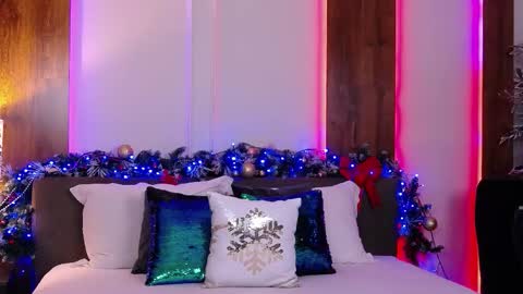 SkylarSpark online show from December 2025 08:16:02 PM