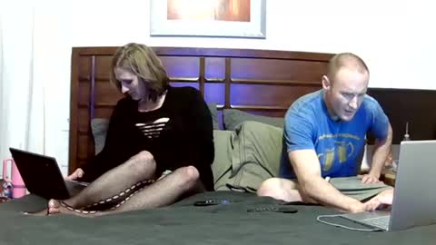 Skyler Lo online show from December 2025 03:03:02 AM