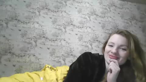 Skyler online show from February 2025 12:41:01 AM