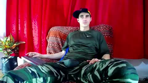 Skyler online show from December 2025 12:50:02 AM