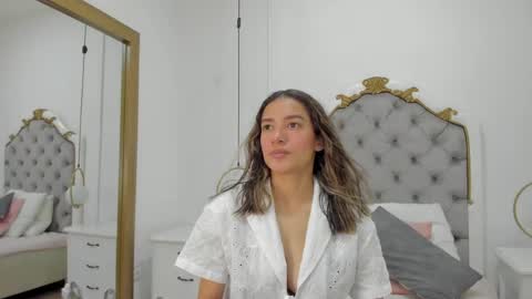 Snapshot of skylerwhite02 chatting on May 2026 02:53:01 AM Skyler online show from May 2026 02:53:01 AM