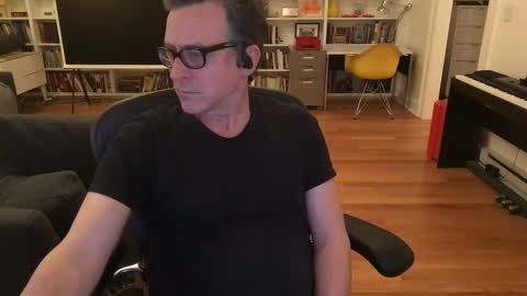 Snapshot of skyline3371 chatting on February 2025 07:15:01 AM Skyline3371 online show from February 2025 07:15:01 AM