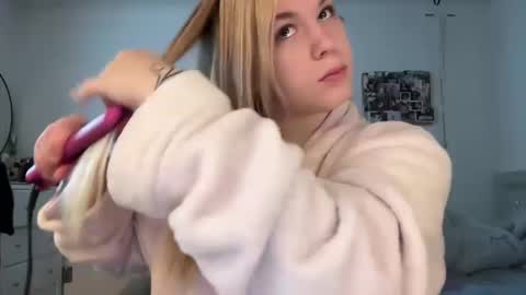 skymay777 online show from October 2025 05:03:02 PM