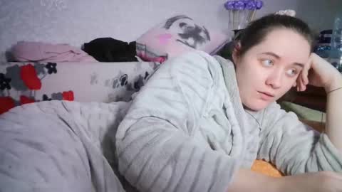 Snapshot of skyressie333 chatting on February 2025 07:03:01 PM skyressie333 online show from February 2025 07:03:01 PM