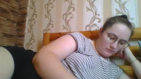 Snapshot of skyressie333 chatting on February 2026 09:23:01 AM skyressie333 online show from February 2026 09:23:01 AM