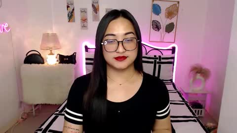 Queen Cyrine online show from February 2026 11:14:02 AM