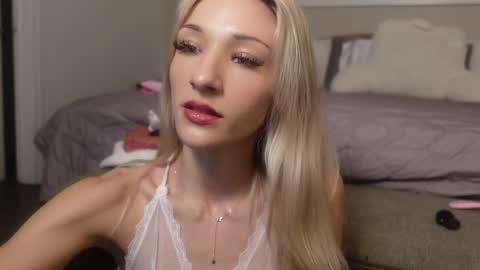 slavicprincesss online show from April 2026 12:05:01 AM