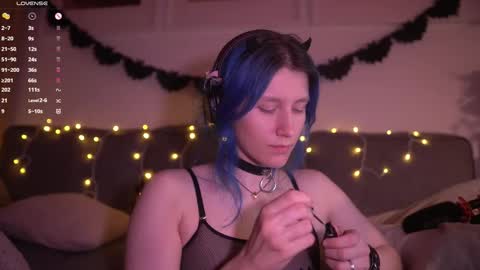 Sonya online show from October 2025 08:43:02 PM