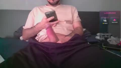 sleepless19 online show from April 2026 12:05:02 PM