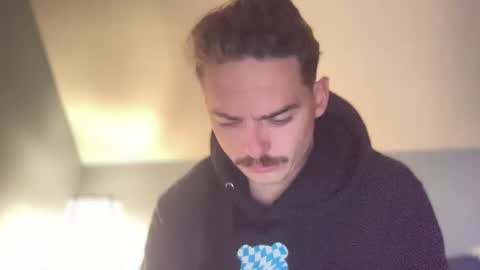 Snapshot of slickmass chatting on January 2025 02:00:02 AM SlickMass online show from January 2025 02:00:02 AM