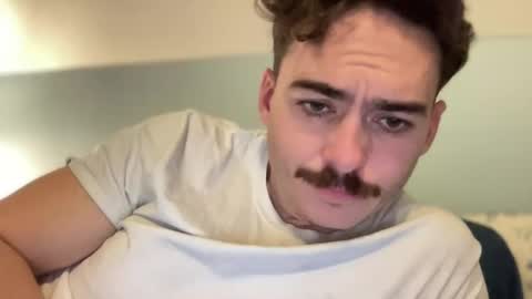 Snapshot of slickmass chatting on January 2025 01:06:01 AM SlickMass online show from January 2025 01:06:01 AM