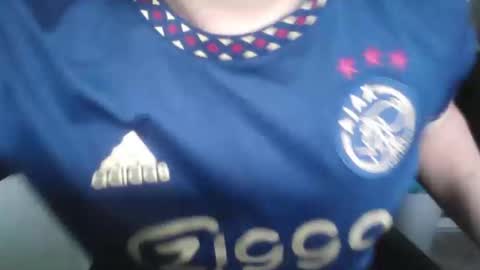 slicknick73 online show from October 2025 12:48:02 PM