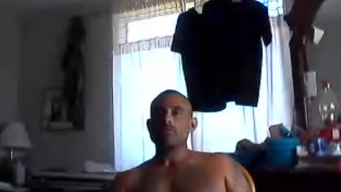 Snapshot of slickstre chatting on June 2026 04:51:02 PM slickstre online show from June 2026 04:51:02 PM
