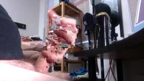 Snapshot of sliderguy699 chatting on January 2025 01:01:01 PM sliderguy699 online show from January 2025 01:01:01 PM