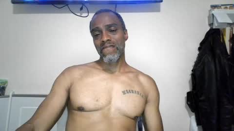 slim975 online show from August 2026 03:27:02 AM