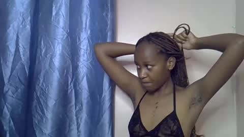 Alicia online show from December 2025 04:02:01 PM