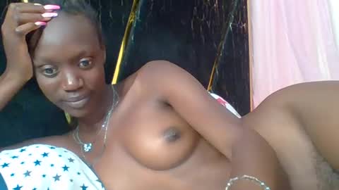 Snapshot of slim_ebony2006 chatting on June 2026 06:21:02 PM Anna online show from June 2026 06:21:02 PM