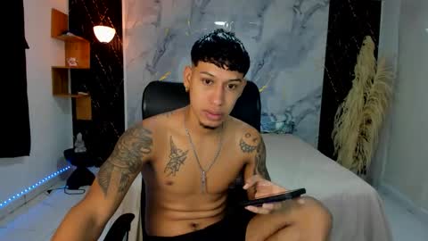 Snapshot of slim_master12 chatting on April 2026 01:16:02 AM slim_master12 online show from April 2026 01:16:02 AM