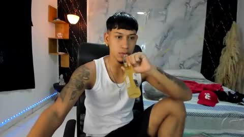 Snapshot of slim_master12 chatting on April 2026 05:21:02 PM slim_master12 online show from April 2026 05:21:02 PM