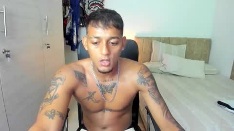 Snapshot of slim_master12 chatting on May 2026 11:21:02 PM slim_master12 online show from May 2026 11:21:02 PM