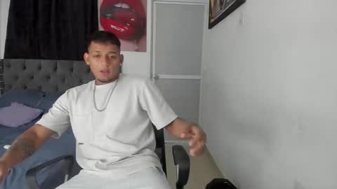 Snapshot of slim_master12 chatting on May 2026 11:46:02 PM slim_master12 online show from May 2026 11:46:02 PM