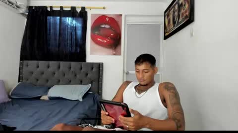 Snapshot of slim_master12 chatting on June 2026 08:32:02 PM slim_master12 online show from June 2026 08:32:02 PM