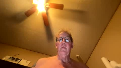 slimjim061560 online show from May 2026 11:34:04 PM