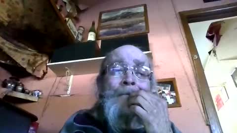 Snapshot of slimshady5265 chatting on January 2026 09:53:02 PM slimshady5265 online show from January 2026 09:53:02 PM