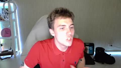 Snapshot of slippery_baby chatting on July 2026 09:06:02 PM Mila online show from July 2026 09:06:02 PM