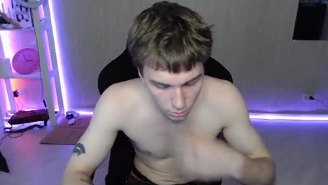 Snapshot of slippery_baby chatting on August 2026 08:07:02 PM Mila online show from August 2026 08:07:02 PM