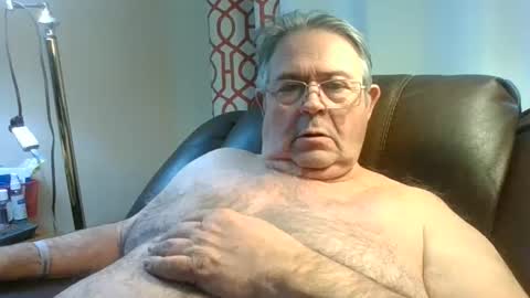 slippery_duck online show from February 2025 01:44:01 PM