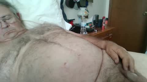 slippery_duck online show from October 2025 05:11:01 PM